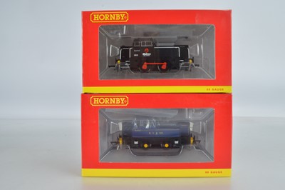 Lot 134 - Pair of Hornby (China) boxed 00 Gauge Sentinel 0-4-0 Diesel Locomotives (2)