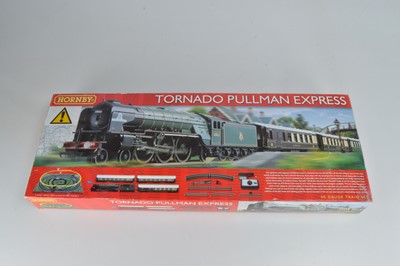 Lot 136 - Hornby (China) boxed 00 Gauge R1169K Tornado Pullman Express Train Set