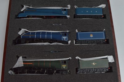 Lot 149 - Bachmann boxed 00 Gauge 'Commonwealth of Australia' Triple Class A4 Locomotive set