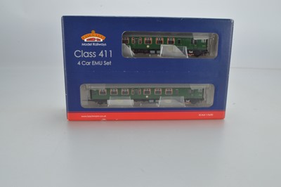 Lot 166 - Bachmann boxed 00 Gauge 31-425A BR SR green Class 411 4-CEP EMU Electric Multiple Unit