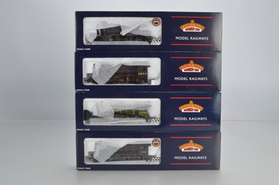 Lot 185 - Bachmann boxed 00 Gauge  BR and LNER Class K3 2-6-0 Locomotives and Tenders (4)