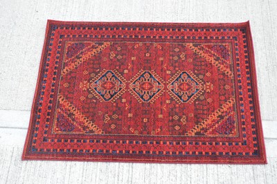 Lot 844 - A modern carpet