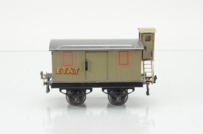Lot 675 - French Hornby O Gauge ETAT grey Luggage Van with Look Out with open style axle guards