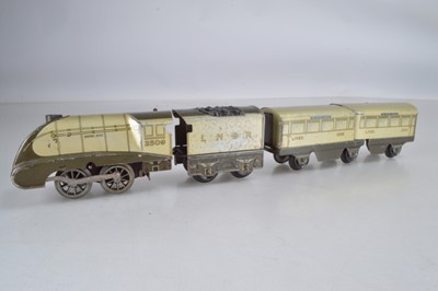 Lot 689 - Hornby 0 Gauge pre-war MO Clockwork LMS silver The Silver Jubilee Locomotive and Coaches
