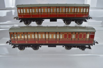 Lot 692 - Hornby O Gauge No 2 LMS maroon Bogie Coaches (2)