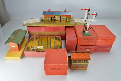 Lot 694 - Hornby 0 Gauge pre and post War boxed Accessories (9)