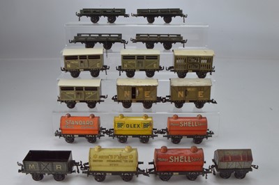 Lot 813 - Bing O Gauge Rolling Stock (17)