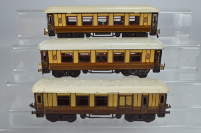 Lot 823 - Bing O Gauge coaches comprising 2 x GWR dining cars No 3295 and 1 x composite passenger /Brake coach No 3296 (3)