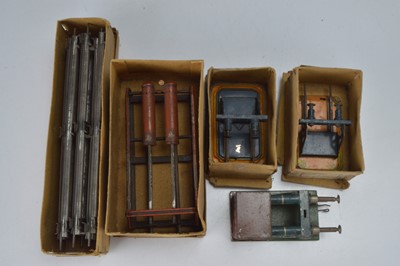 Lot 836 - O gauge buffer stops and track (5)