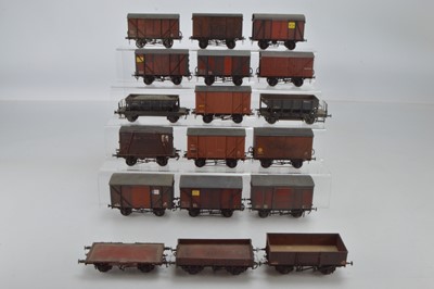 Lot 900 - Kit  / Scratch built O gauge rolling stock to include, 13 x covered vans, 2 x mineral hoppers, 1 x open wagon, 1 x 3 plank wagon and 1 x flat wagon (18), in wooden carry case