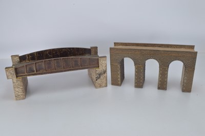 Lot 942 - Large 0 Gauge scratchbuilt finescale Road/Rail Girder Bridge and 3 Arched Stone Viaduct (2)