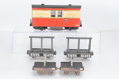 Lot 978 - Professionally scratch built and painted Narrow gauge rolling stock (5)