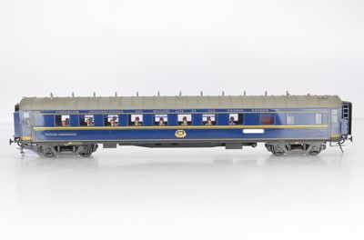 Lot 985 - J & M Models or similar Gauge 1 Waggons Lite, Dining Car, No 3402, with gauge 1 track (2)