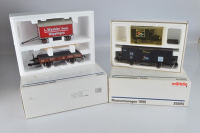 Lot 1001 - Marklin Gauge 1 boxed 1995 and 1998 Museum wagons (2)