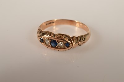 Lot 10 - A 9ct gold sapphire & diamond five stone ring