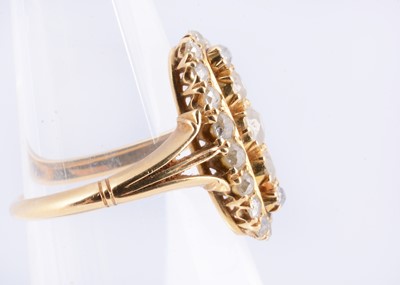 Lot 93 - An 18ct diamond set dress ring