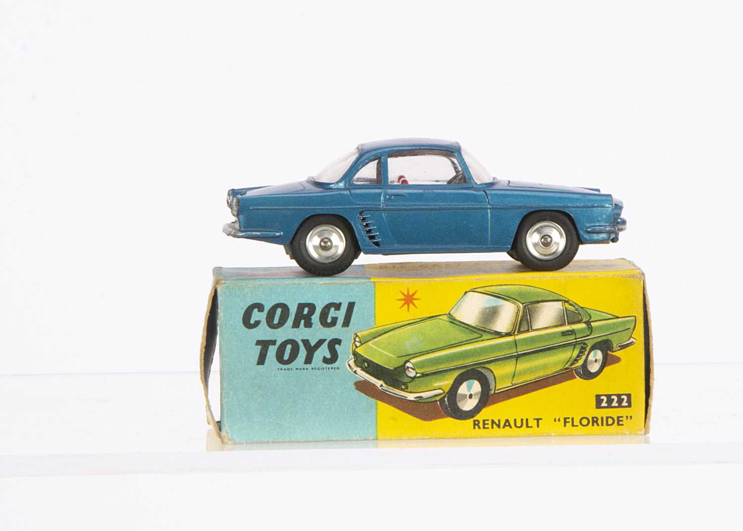 Lot 51 - A Corgi Toys 222 Renault Floride