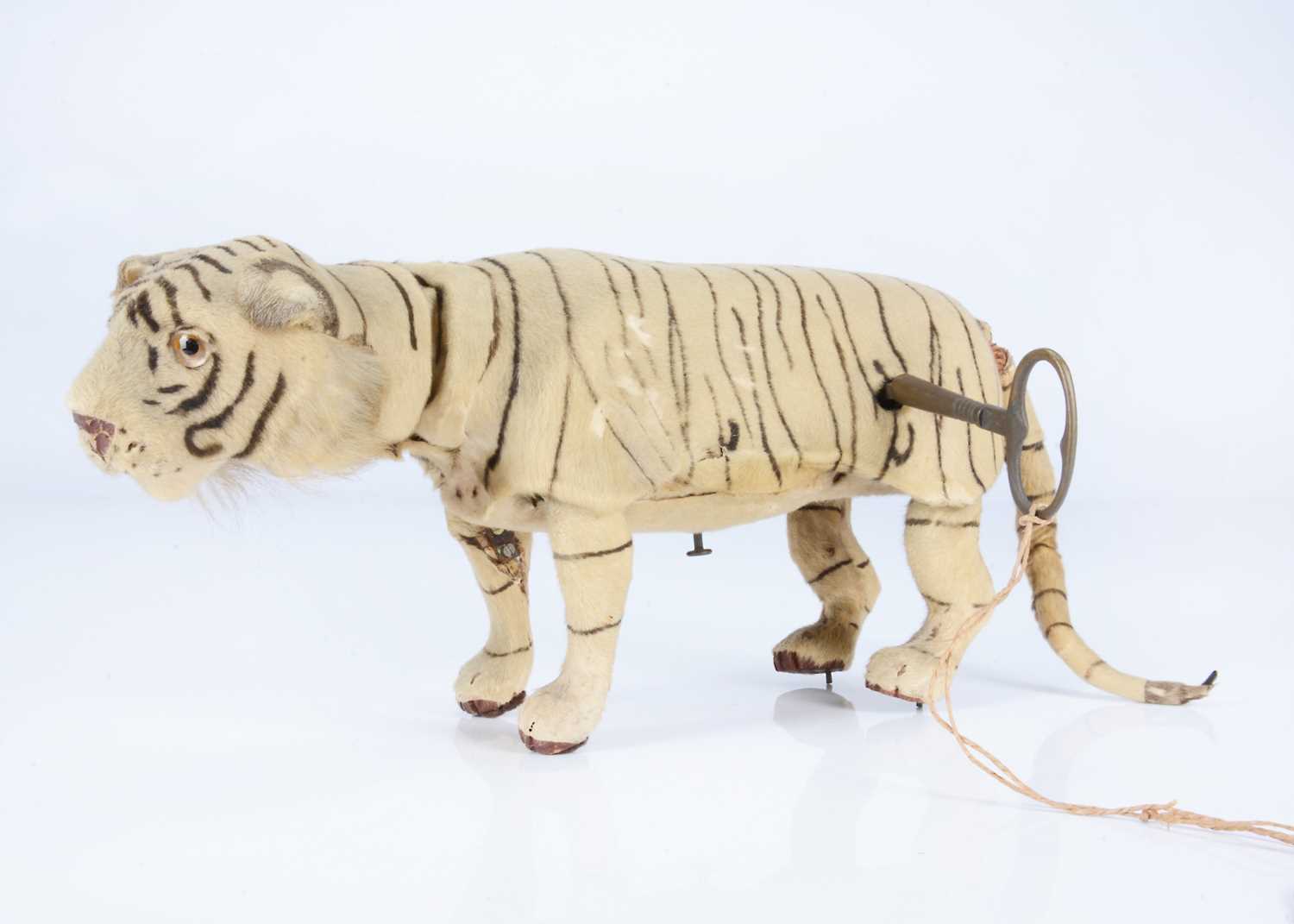 Lot 38 - A Roullet & Decamps pouncing tiger automaton, circa 1900