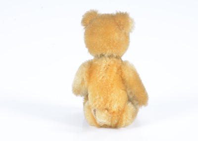 Lot 72 - A small post-war Schuco yes/no teddy bear
