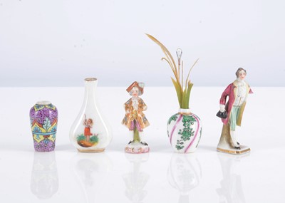 Lot 156 - Dolls’ house porcelain
