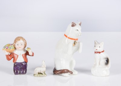 Lot 162 - A late 19th century German porcelain begging cat