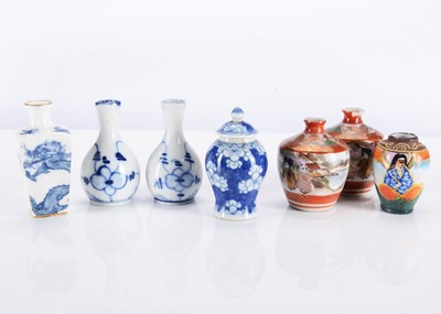 Lot 179 - Large scale late 19th or early 20th century dolls’ house vases