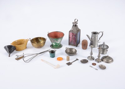 Lot 223 - Dolls’ house kitchen equipment