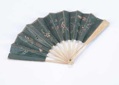 Lot 325 - An 19th century painted child’s or doll’s fan