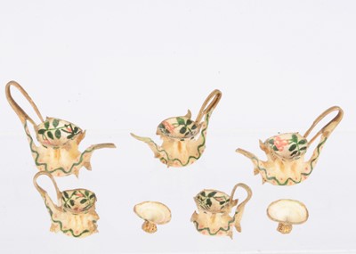 Lot 367 - An early 19th century fish vertebrae dolls’ house tea set