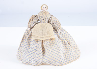 Lot 475 - An 19th century German bisque shoulder-head dolls’ house doll