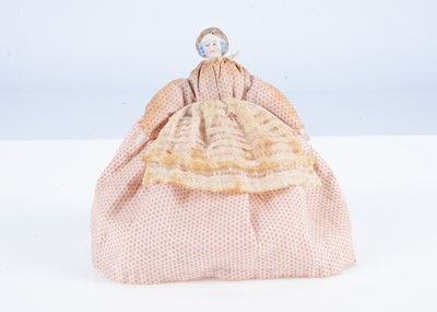 Lot 476 - An 19th century German bisque shoulder-head dolls’ house doll