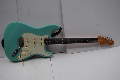 Lot 506 - Fender Stratocaster