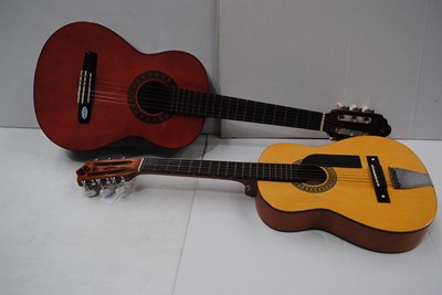 Lot 522 - Guitars