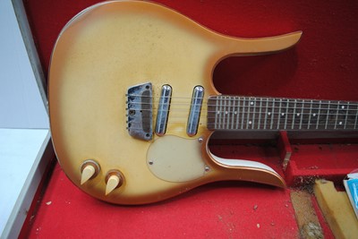Lot 526 - Danelectro Guitar