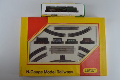 Lot 19 - N Gauge British Outline Steam Locomotive with Tender and Steam Freight Starter Set (2)