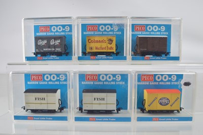 Lot 45 - Peco 00-9 Gauge Vans (6)