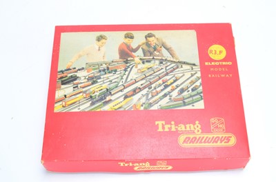 Lot 57 - Tri-ang Railways 00 Gauge boxed R3 F Suburban Electric 2-Car EMU Train Set