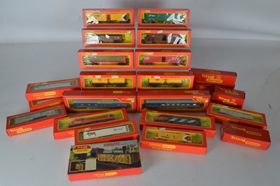 Lot 60 - Tri-ang Railways and Tri-ang Hornby and early Hornby 00 Gauge Transcontinental Locomotives and Passenger and Goods Rolling Stock (24)
