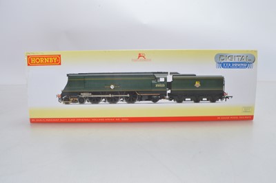 Lot 81 - Hornby (China) boxed 00 Gauge R3382TTS BR green early crest Merchant Navy Class 35023 'Holland-Afrika Line' Locomotive and Tender with Twin Track Sound