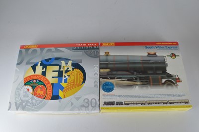Lot 111 - Hornby (China) boxed 00 Gauge 'The White Pullman' and 'South Wales Express' Train Packs (2)