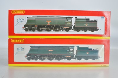 Lot 118 - Hornby (China) boxed 00 Gauge BR green unrebuilt West Country Class Locomotives and Tenders (2)