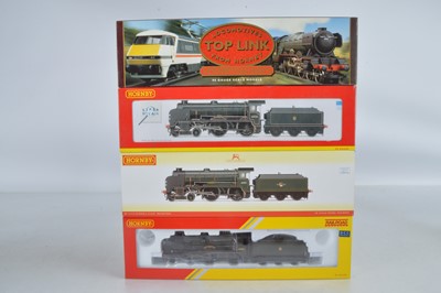 Lot 139 - Hornby  (Margate and China) boxed 00 Gauge BR green and black Schools Class 4-4-0 Locomotives and Tenders (4)