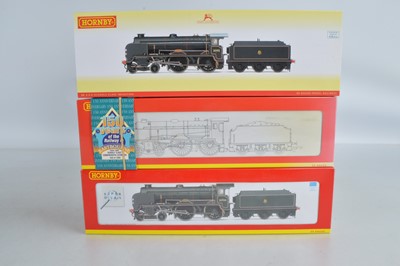 Lot 140 - Hornby  (China) boxed 00 Gauge BR green and  black Schools Class 4-4-0 Locomotives and Tenders (3)