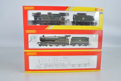 Lot 165 - Hornby (China) boxed 00 Gauge BR green County and Grange Class Locomotives and Tenders (3)