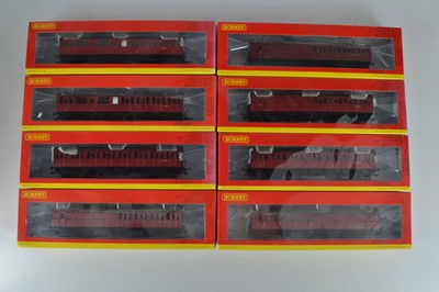 Lot 188 - Hornby (China) boxed 00 Gauge BR ex LNER crimson Gresley Coaches (8)