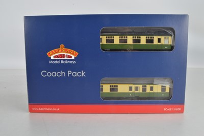 Lot 246 - Bachmann Exclusive Harburn Hobbies boxed 00 Gauge 39-000J West Highland line green and cream Coaches Triple Pack, (one pack, three coaches)