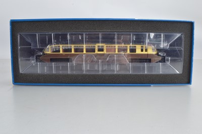 Lot 283 - Dapol OO Gauge Streamlined Diesel Railcar