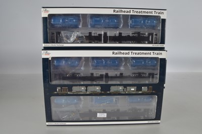 Lot 345 - Hattons  OO Gauge Railhead Treatment Train (2)
