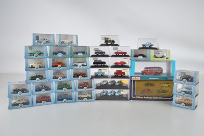 Lot 348 - Modern Diecast 1:76 Scale Trackside Vehicles (36)