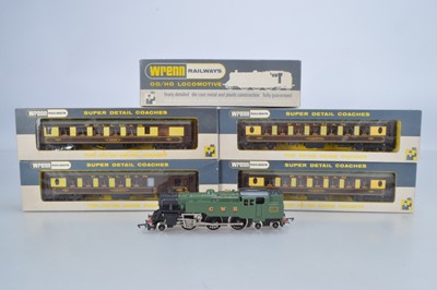 Lot 400 - Wrenn 00 Gauge boxed GWR 2-6-4 Tank Locomotive and Four Pullman Coaches (5)